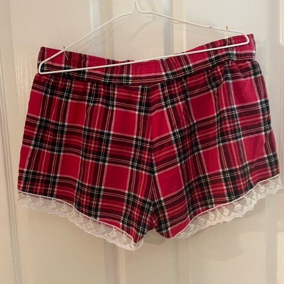 Plaid lace trimmed womens boxers - Picture 2 of 2